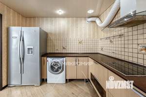 4-к квартира, вторичка, 83м2, 9/9 этаж