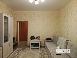 2-к квартира, вторичка, 61м2, 1/5 этаж