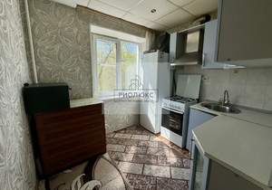 2-к квартира, вторичка, 43м2, 3/5 этаж