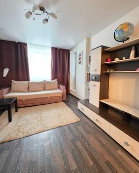 2-к квартира, вторичка, 49м2, 1/5 этаж