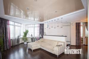 3-к квартира, вторичка, 106м2, 3/7 этаж