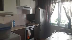 3-к квартира, вторичка, 74м2, 1/10 этаж