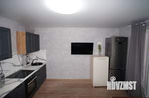 2-к квартира, вторичка, 54м2, 1/10 этаж