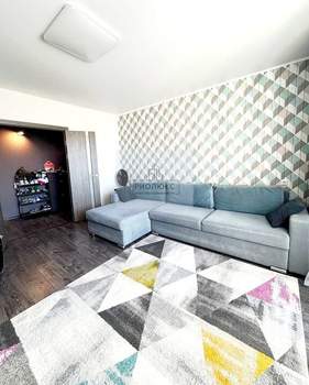 2-к квартира, вторичка, 64м2, 10/10 этаж