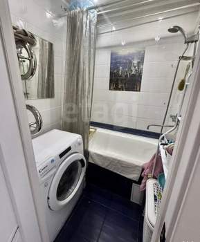 3-к квартира, вторичка, 63м2, 5/5 этаж