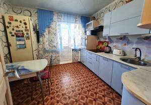 4-к квартира, вторичка, 76м2, 1/9 этаж