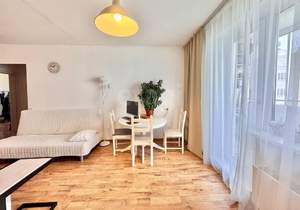 3-к квартира, вторичка, 56м2, 9/10 этаж