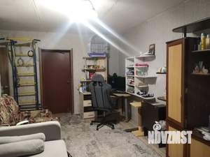 3-к квартира, вторичка, 58м2, 2/5 этаж