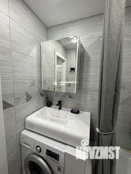2-к квартира, вторичка, 64м2, 9/9 этаж