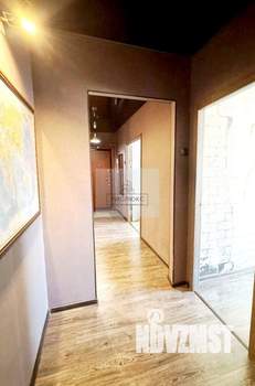 2-к квартира, вторичка, 64м2, 10/10 этаж