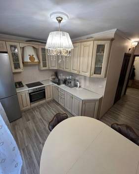 2-к квартира, вторичка, 66м2, 1/10 этаж