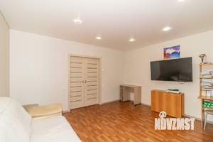 2-к квартира, вторичка, 61м2, 1/10 этаж
