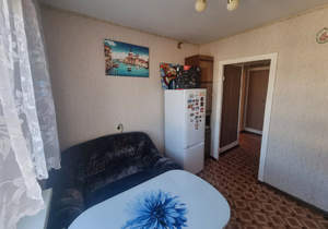 2-к квартира, вторичка, 50м2, 9/9 этаж