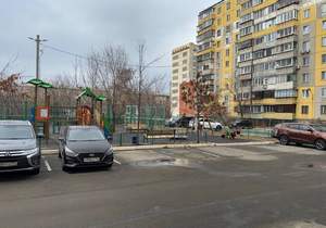 2-к квартира, вторичка, 79м2, 1/10 этаж