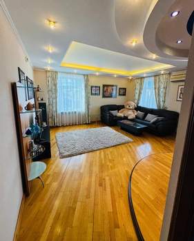 4-к квартира, вторичка, 158м2, 5/5 этаж