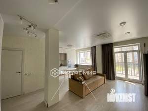 2-к квартира, вторичка, 56м2, 3/18 этаж