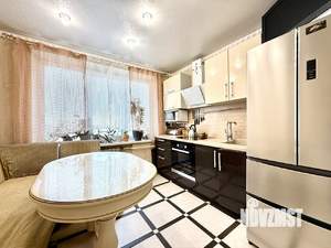 3-к квартира, вторичка, 77м2, 8/10 этаж