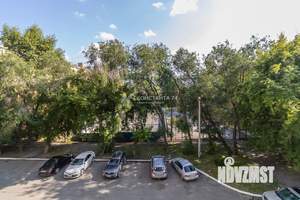 4-к квартира, вторичка, 100м2, 3/5 этаж