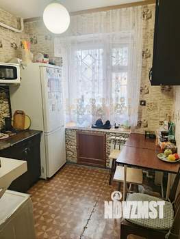 2-к квартира, вторичка, 40м2, 1/4 этаж