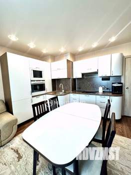 2-к квартира, вторичка, 77м2, 15/19 этаж