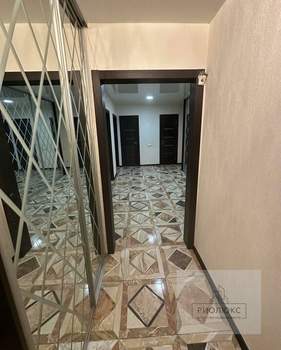 3-к квартира, вторичка, 90м2, 10/12 этаж