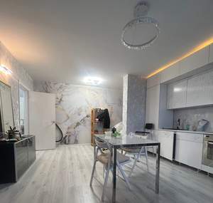 2-к квартира, вторичка, 50м2, 1/10 этаж