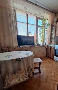 3-к квартира, вторичка, 80м2, 3/5 этаж