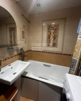 2-к квартира, вторичка, 52м2, 10/10 этаж