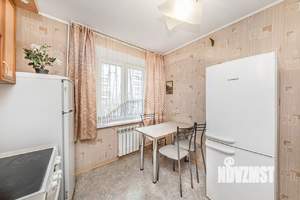 2-к квартира, вторичка, 54м2, 1/5 этаж