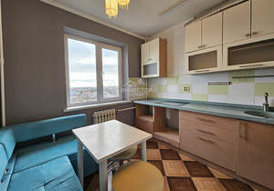 2-к квартира, вторичка, 57м2, 8/10 этаж