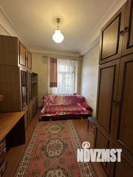 3-к квартира, вторичка, 58м2, 3/5 этаж