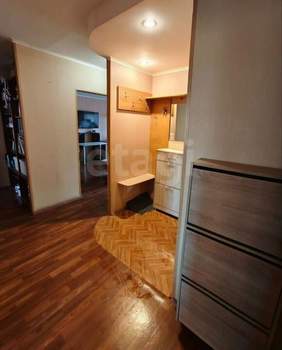 4-к квартира, вторичка, 76м2, 4/5 этаж