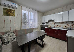 3-к квартира, вторичка, 81м2, 10/10 этаж