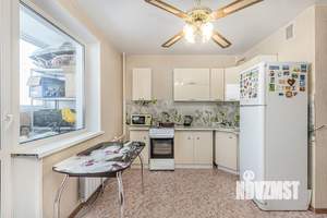 2-к квартира, вторичка, 56м2, 8/10 этаж