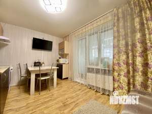 2-к квартира, вторичка, 64м2, 1/10 этаж