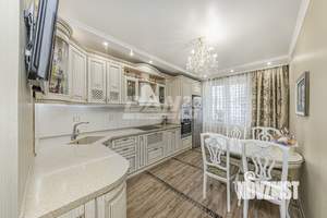 3-к квартира, вторичка, 106м2, 10/10 этаж