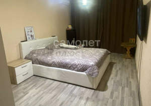 3-к квартира, вторичка, 88м2, 1/10 этаж