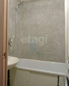 2-к квартира, вторичка, 58м2, 7/10 этаж