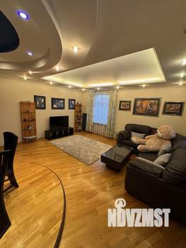 4-к квартира, вторичка, 156м2, 5/5 этаж