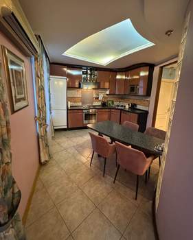 4-к квартира, вторичка, 158м2, 5/5 этаж