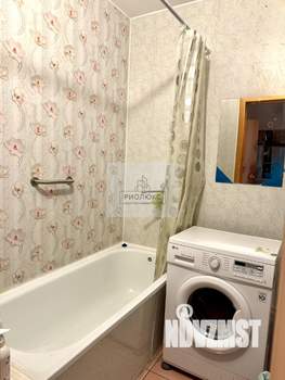 2-к квартира, вторичка, 65м2, 1/10 этаж