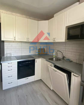 4-к квартира, вторичка, 84м2, 3/9 этаж
