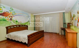 4-к квартира, вторичка, 124м2, 3/10 этаж