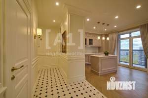 4-к квартира, вторичка, 135м2, 17/18 этаж