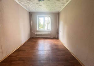2-к квартира, вторичка, 40м2, 1/9 этаж