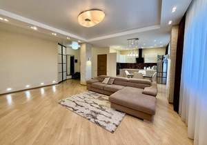 3-к квартира, вторичка, 96м2, 7/19 этаж