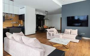 5-к квартира, вторичка, 210м2, 9/16 этаж