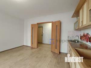 Студия квартира, вторичка, 32м2, 1/10 этаж
