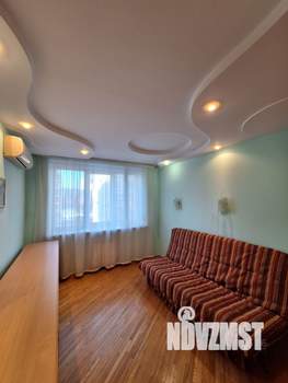 4-к квартира, вторичка, 104м2, 4/5 этаж