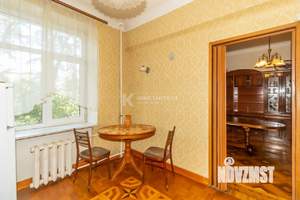 4-к квартира, вторичка, 100м2, 3/5 этаж